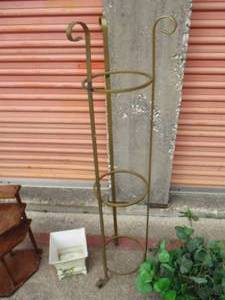 lot 92 image: LOT-Plant Stands And Planters.