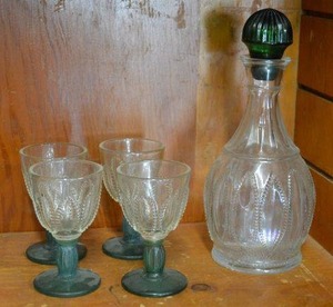 lot 196 image: Green and Crystal Decanter with 4 Matching Wine Glasses