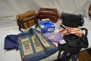 lot 222 image: Olympus D-560 Digital Camera (Still in Box), Camera Bags