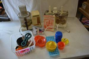lot 153 image: Sunbeam Food Processor, Plastic Juicers, Jar Opener, Cookie Cutters