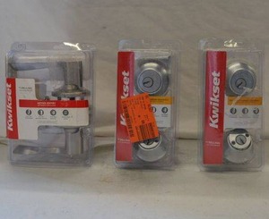 lot 154 image: Kwikset Door Handles and Locks Still in Packaging