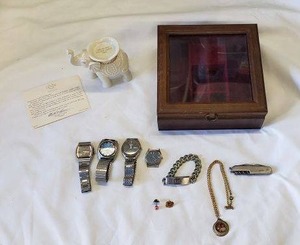 lot 129 image: Musical Jewelry Box, Mens Watches, Ivory China and Gold Accent Elephant Tealight Holder