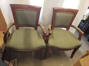 lot 90 image: Pair of Flexsteel Padded Armchairs