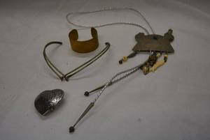 lot 233 image: Bolo Tie with Fish accents, Costume jewelry as shown