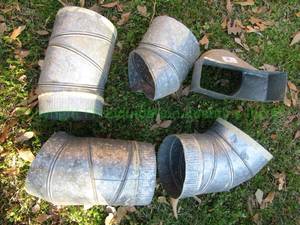 lot 10 image: Galvanized metal ducting parts