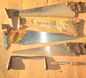 lot 8 image: Vintage Sandvik 270 saw made in Sweden with original paper cover and other saws plus