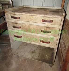 lot 267 image: Custom built utility cabinet