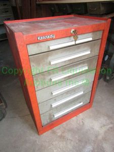 lot 288 image: Kennedy style 206-115490 lower tool chest, 6 drawers with key