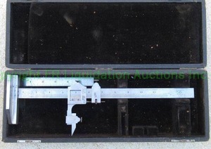 lot 189 image: Starrett machinist caliper