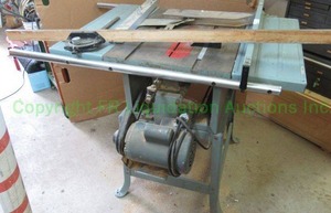lot 204 image: Delta model 10 contractors table saw and accessories