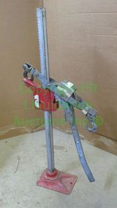lot 187 image: Retro automotive jack and cable pull come-along