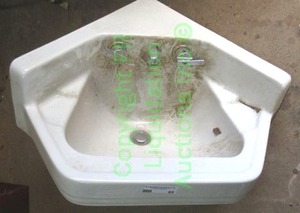lot 95 image: Standard ceramic corner sink