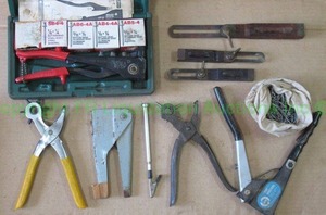 lot 99 image: Riveting tools plus as shown