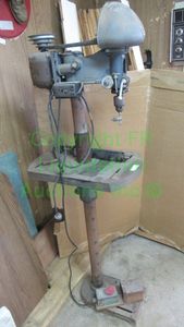 lot 93 image: Vintage Delta Milwaukee drill press