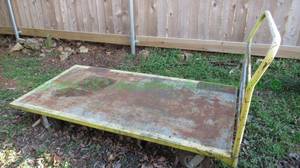 lot 282 image: Commercial flat cart
