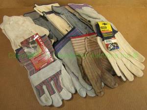 lot 132 image: Stanley and other brands leather work gloves