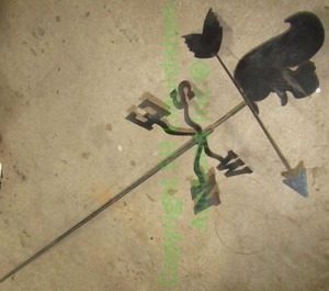 lot 143 image: Metal squirrel silhouette weather vane, approx. 5ft tall