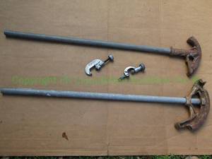 lot 148 image: Electrunite Pipe benders and Imperial pipe cutters