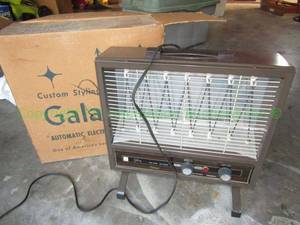 lot 320 image: Galaxy fan force heater model 95002