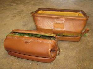 lot 330 image: Dopp leather travel bags, rough condition