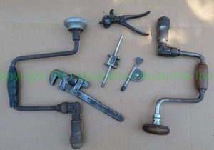 lot 42 image: Vintage tools including starrett speed indicator, hand crank drills, pipe wrench plus