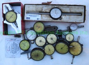 lot 61 image: Assorted machinist dial indicators including Mitutoyo as shown