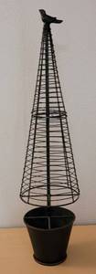 lot 63 image: METAL  WIRE DECORATIVE CLIP EARRINGS  BROOCH HOLDER AS SHOWN.