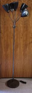 lot 146 image: FLOOR LAMP IN STYLE, COLOR, AND CONDITION SHOWN. TESTED AND WORKING. 68 HIGH