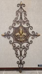lot 152 image: 26.25 W x 28 H WROUGHT IRON STYLE WALL HANGING DECOR IN STYLE, COLOR, AND CONDITION SHOWN.