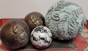 lot 165 image: LOT OF 4 DECORATIVE  ACCENT SPHERES IN STYLE, COLOR, AND CONDITION SHOWN. (YOUR BID X 4) 4 DIA TO 7.5 DIA