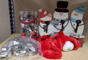 lot 239 image: COOKIE CUTTERS, SNOWMAN DECOR, AND MORE AS SHOWN.