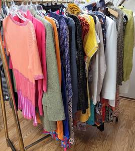 lot 273 image: LARGE LOT OF WOMENS CLOTHES IN STYLES, COLORS, SIZES, AND CONDITION SHOWN. GENEROUS COUNT