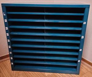 lot 275 image: METAL CABINET WITH 10 SLOTS AS SHOWN.