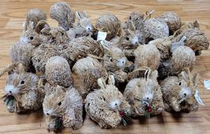 lot 284 image: LOT OF PIER 1 IMPORTS DECORATIVE SQUIRRELS AS SHOWN.