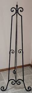 lot 336 image: WROUGHT IRON STYLE EASEL IN STYLE, COLOR, AND CONDITION SHOWN. 19.25 W x 53.25 H