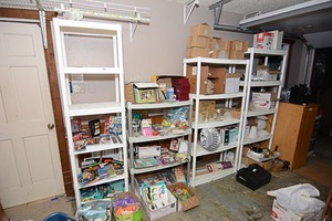 lot 23 image: 4 plastic white storage shelves