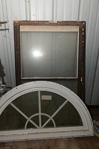 lot 208 image: Rectangular window & half circle window