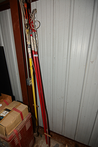 lot 223 image: 3 tree trimmers & stand alone tree trimming blade