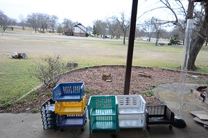 lot 26 image: Plastic storage baskets