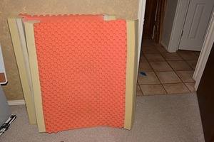 lot 77 image: Multi-purpose foam padding