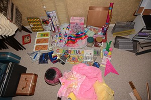 lot 79 image: Assorted party decorations & princess party dresses