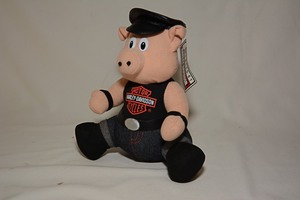 lot 101 image: Harley Davidson stuffed animal