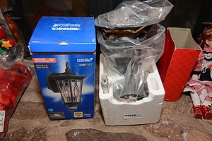 lot 147 image: Brinks Security Lighting System motion activated carousel lantern & flood light