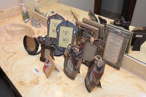 lot 181 image: Western-themed picture frames