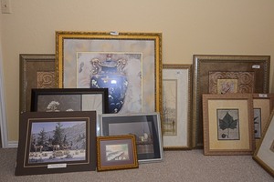 lot 176 image: Assorted framed artwork