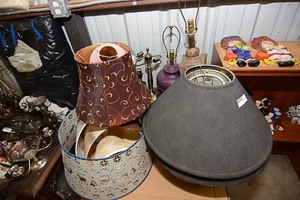 lot 422 image: Decorative Lamp Shades, and Great Assortment of Lamp Stands