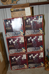 lot 449 image: 6 Elegant Candle Stands