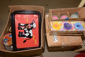 lot 465 image: Tin Cans and Tray