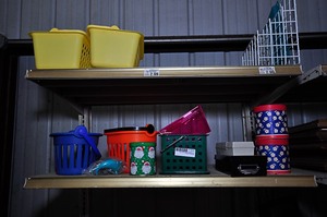 lot 254 image: Miscellaneous storage baskets