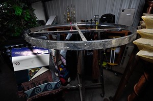 lot 318 image: Clothes rack - contents not included